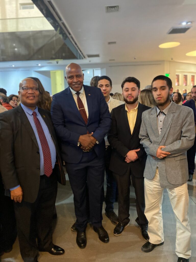 ChileHalal con Embajador de la República de Sudáfrica en Chile, Su Excelencia. Sr. George Motlatjo Monyemangene
